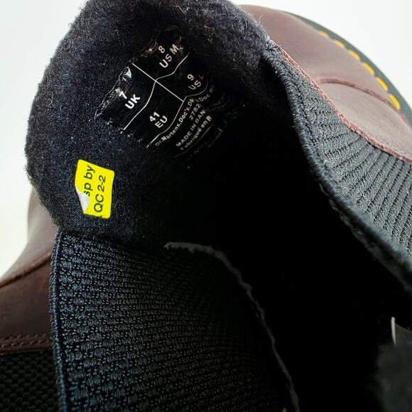 DR. MARTENS 2976 Water Resistant Brown Leather Chelsea Boot Woman's 9 / Men's 8 - Picture 5 of 7